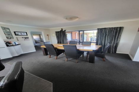 Photo of property in 3 Oakland Way, Welcome Bay, Tauranga, 3112