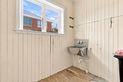 Photo of property in 100 District Road, Green Island, Dunedin, 9018