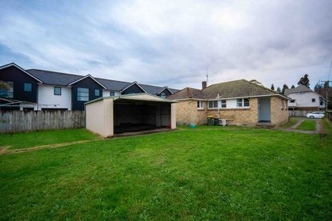 Photo of property in 17 Dowding Street, Melville, Hamilton, 3206