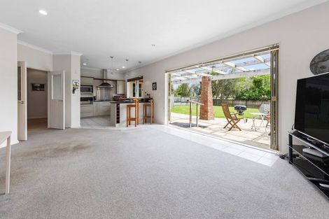 Photo of property in 34 Station Road, Huapai, Kumeu, 0810