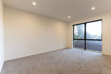 Photo of property in 16 Rangimarie Close, Opaheke, Papakura, 2113