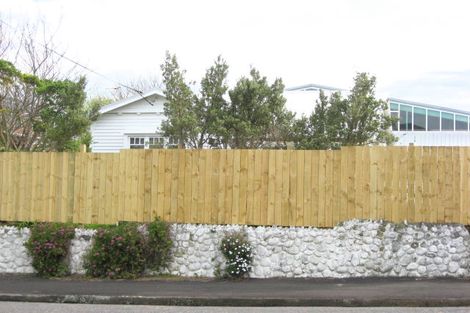 Photo of property in 30 Cutfield Road, New Plymouth, 4310