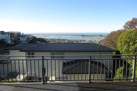 Photo of property in 5 Challenger Lane, Redcliffs, Christchurch, 8081