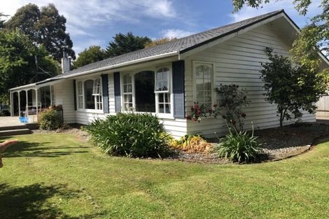 Photo of property in 10 Fairfield Street, Brightwater, 7022