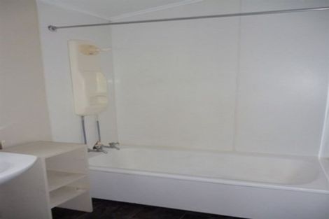 Photo of property in 13a Victoria Avenue, Waiuku, 2123