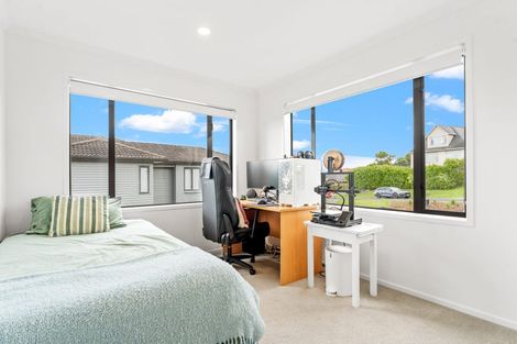 Photo of property in 15 Lagoon View, Gulf Harbour, Whangaparaoa, 0930