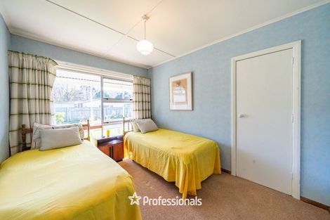 Photo of property in 17 Molesworth Street, Taita, Lower Hutt, 5011