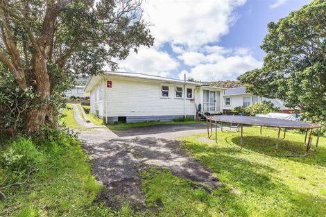 Photo of property in 65 Waihora Crescent, Waitangirua, Porirua, 5024