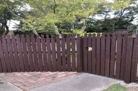 Photo of property in 2/3 Binstead Place, Avondale, Christchurch, 8061