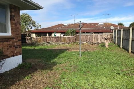 Photo of property in 2/35 Kings Road, Panmure, Auckland, 1072