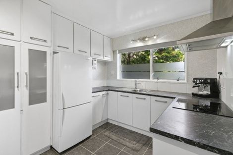 Photo of property in Standen Court, 1/90 Karori Road, Karori, Wellington, 6012