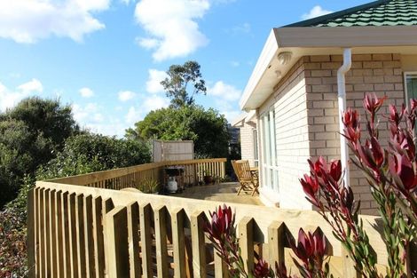 Photo of property in 9 Mariners Way, Whitby, Porirua, 5024