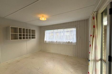 Photo of property in 52 Kurnell Drive, Botany Downs, Auckland, 2010