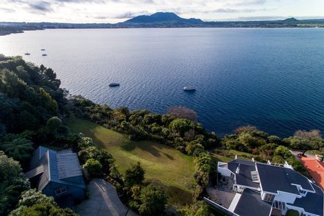 Photo of property in 2/19 Te Kopua Street, Acacia Bay, Taupo, 3330
