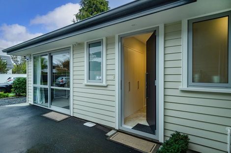 Photo of property in 2/15 Taylors Avenue, Bryndwr, Christchurch, 8052