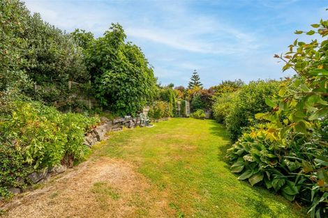 Photo of property in 215 Douglas Street, Highfield, Timaru, 7910