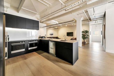 Photo of property in 17f Albert Street, Palmerston North, 4414