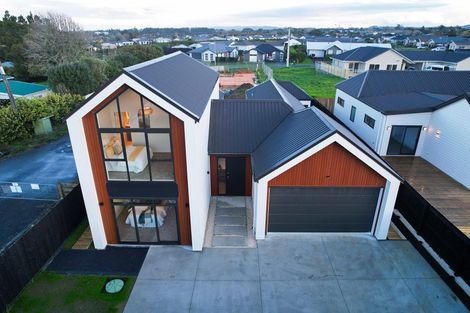Photo of property in 8 Paihere Street, Huapai, 0810