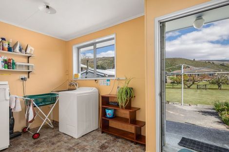 Photo of property in 1 Teviot Street, Roxburgh, 9500