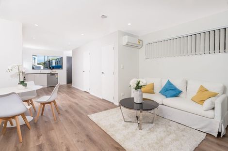 Photo of property in 76 Tukari Lane, Mangere Bridge, Auckland, 2022