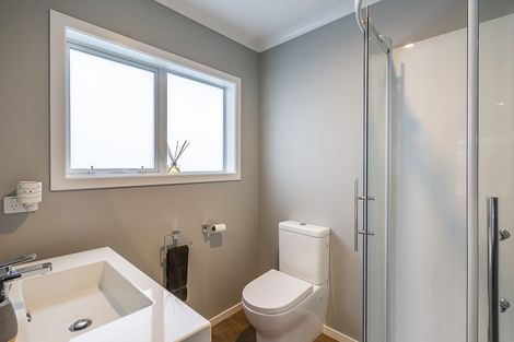 Photo of property in 14 Gallipoli Place, Paraparaumu, 5032