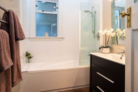 Photo of property in 93 Abberley Crescent, St Albans, Christchurch, 8014