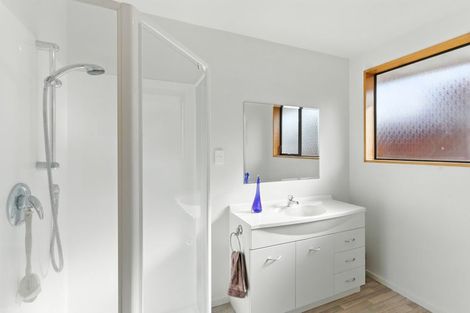 Photo of property in 1/12 Algie Place, Avonhead, Christchurch, 8042