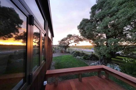Photo of property in 80 Eriksen Road, Te Awa, Napier, 4110