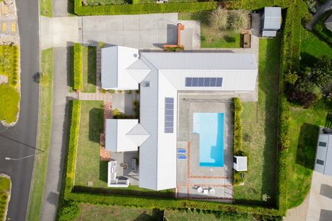 Photo of property in 77 Alan Livingston Drive, Cambridge, 3434