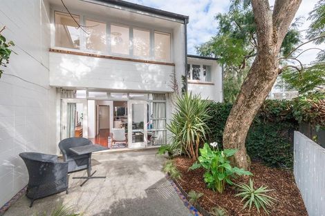 Photo of property in 2/55a Hepburn Street, Freemans Bay, Auckland, 1011