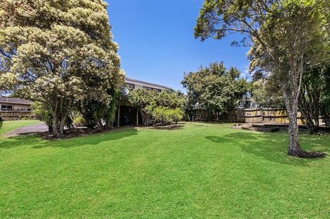 Photo of property in 6 Glastron Place, Bayview, Auckland, 0629