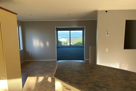 Photo of property in 21 Gurkha Crescent, Khandallah, Wellington, 6035