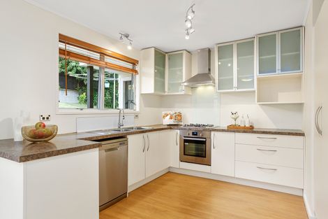 Photo of property in 6 Lemnos Place, Titirangi, Auckland, 0604