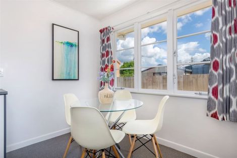 Photo of property in 634 Te Atatu Road, Te Atatu Peninsula, Auckland, 0610