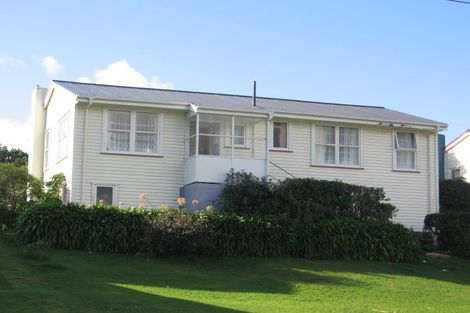 Photo of property in 11 Whenua View, Titahi Bay, Porirua, 5022