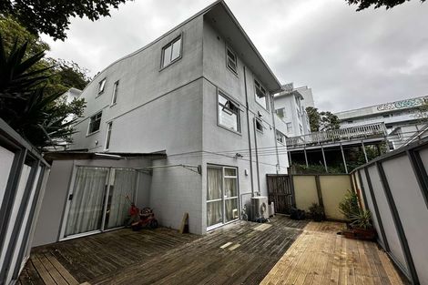 Photo of property in Fernhill Flats, 1/324 The Terrace, Te Aro, Wellington, 6011