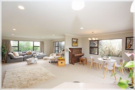 Photo of property in 5 Ferry Street, Foxton Beach, Foxton, 4815