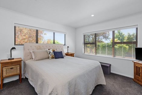 Photo of property in 7 Tui Glen, Havelock North, 4130