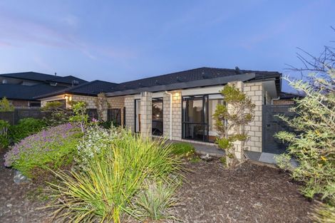Photo of property in 4 Matuku Place, Paraparaumu Beach, Paraparaumu, 5032
