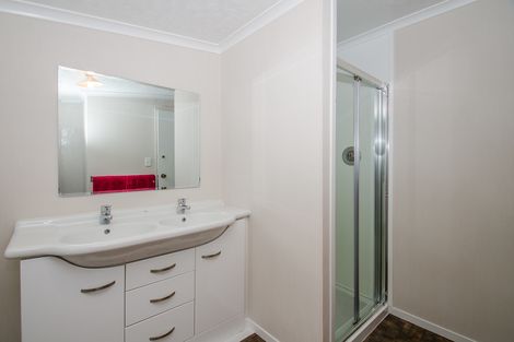 Photo of property in 7 Owen Street, Green Island, Dunedin, 9018