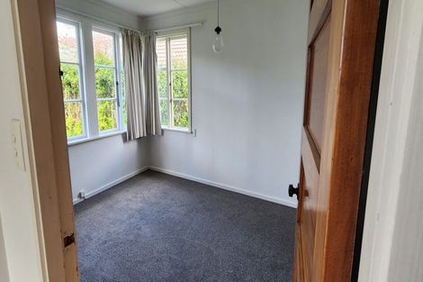 Photo of property in 77 Tahapa Crescent, Meadowbank, Auckland, 1072