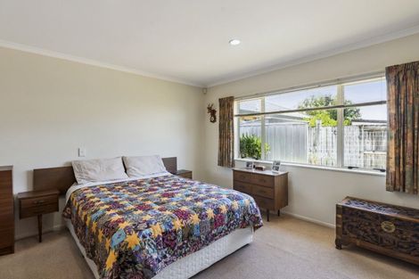 Photo of property in 4 Monterosso Place, Paraparaumu Beach, Paraparaumu, 5032