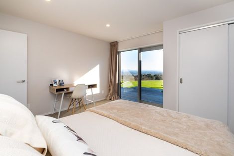 Photo of property in 207 Durham Drive, Havelock North, 4130