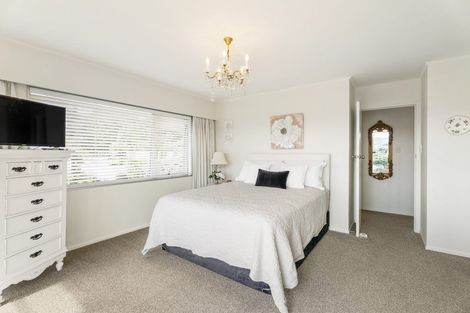 Photo of property in 76 Marellen Drive, Red Beach, 0932