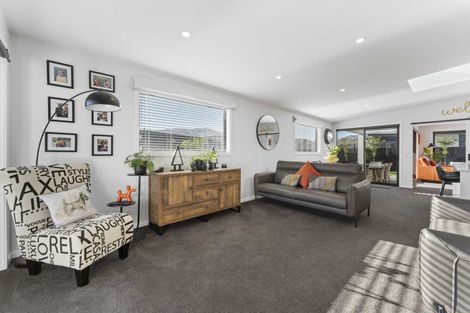 Photo of property in 1 Fraer Street, Cromwell, 9310