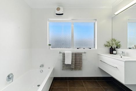 Photo of property in 21 Bramley Drive, Omokoroa, 3114