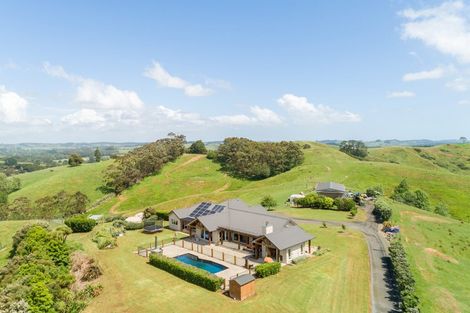 Photo of property in 318 Stoney Creek Road, Kaukapakapa, 0873