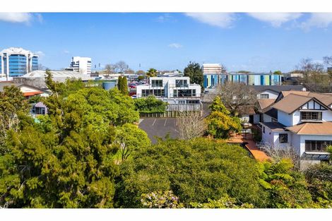 Photo of property in 19 Rostrevor Street, Hamilton Central, Hamilton, 3204