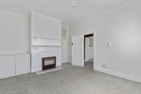 Photo of property in 28 Rhodes Street, Newtown, Wellington, 6021