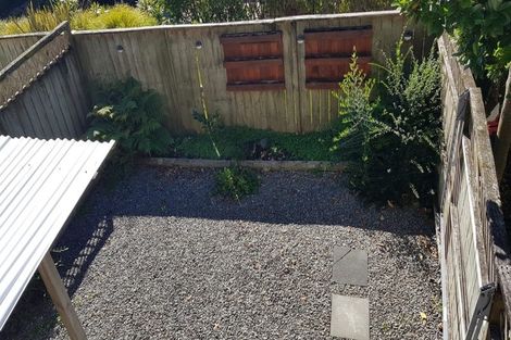 Photo of property in 2/3 Orwell Road, Greenhithe, Auckland, 0632